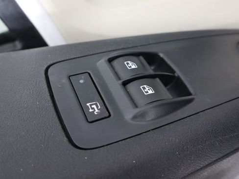Used 2016 RAM ProMaster 1500 w/ Cargo Convenience Group FWD image 19