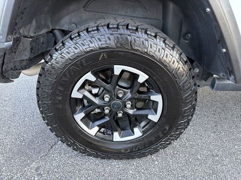Used 2024 Jeep Wrangler Unlimited Rubicon 4xe AWD/4WD image 16