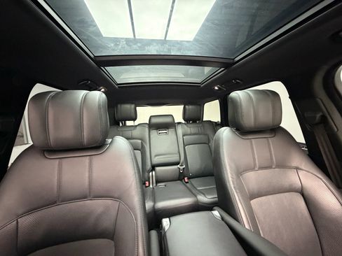 Used 2020 Land Rover Range Rover HSE image 9