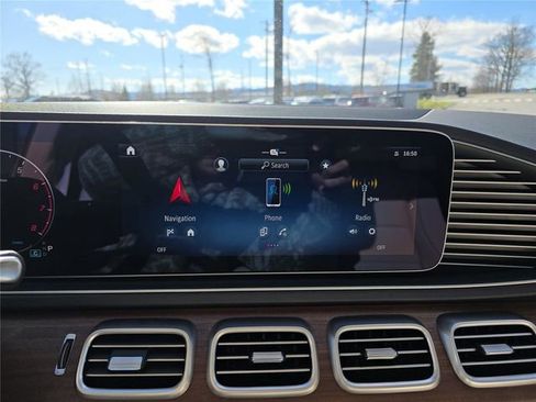 New 2026 Mercedes-Benz GLE 450 4MATIC image 28