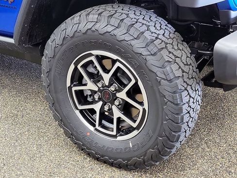 New 2026 Jeep Wrangler Unlimited Rubicon AWD/4WD image 7