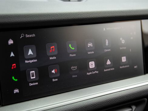 Certified 2026 Porsche Cayenne AWD/4WD image 29
