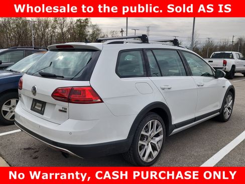 Used 2017 Volkswagen Golf Alltrack SEL image 7