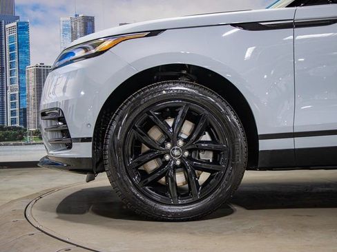 Used 2026 Land Rover Range Rover Velar Dynamic SE image 7