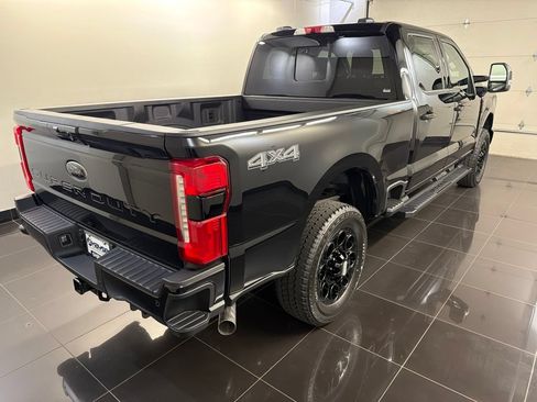 New 2026 Ford F250 Lariat w/ Black Appearance Package AWD/4WD image 6