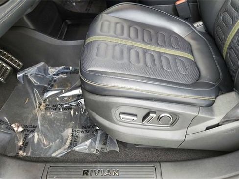 Used 2024 Rivian R1S Adventure image 38