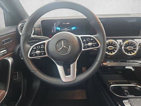 Used 2019 Mercedes-Benz A 220 image 18