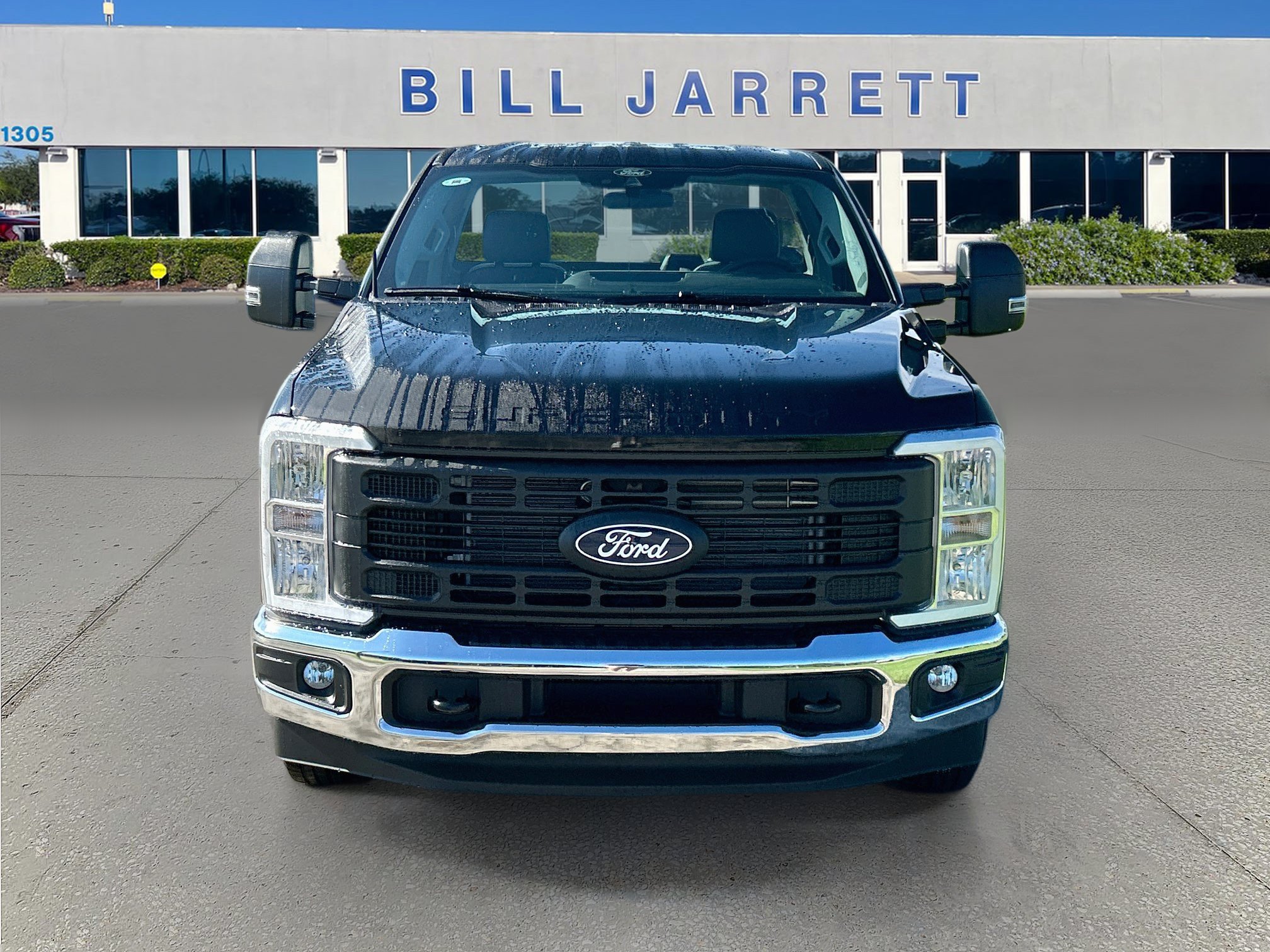 New 2027 Ford F250 XL w/ XL Chrome Package RWD image 2
