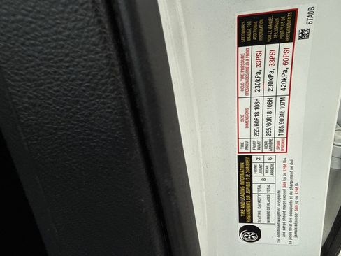 Used 2023 Nissan Pathfinder SL FWD image 55