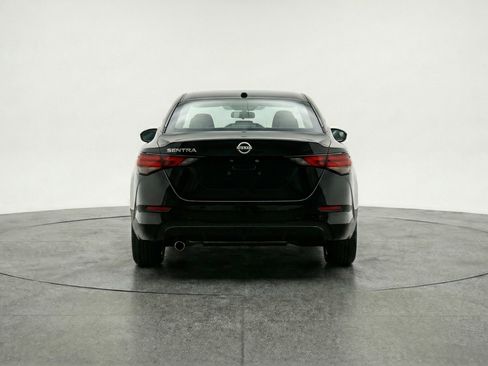 Used 2025 Nissan Sentra S image 7