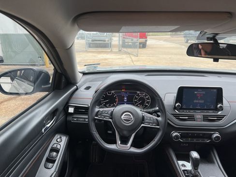 Used 2020 Nissan Altima 2.5 SR image 11