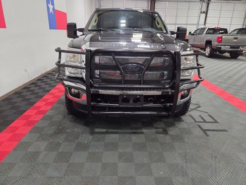 Used 2014 Ford F250 Lariat w/ Lariat Ultimate Package AWD/4WD image 4