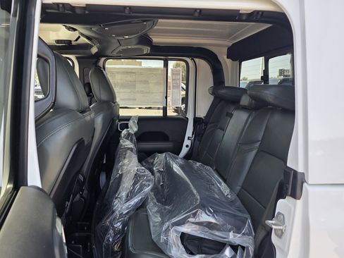 New 2026 RAM 1500 Tradesman AWD/4WD image 28