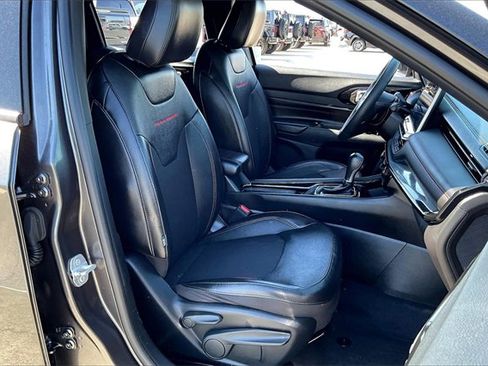 Used 2023 Jeep Compass Trailhawk w/ Trailhawk Convenience Group image 6