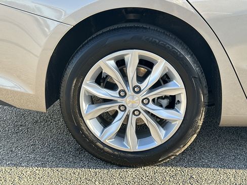 Used 2024 Chevrolet Malibu LT image 17