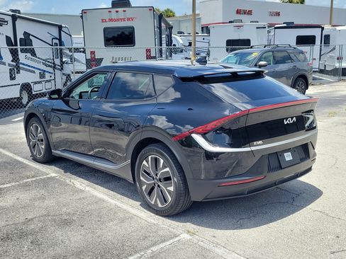 Used 2024 Kia EV6 Light RWD image 7