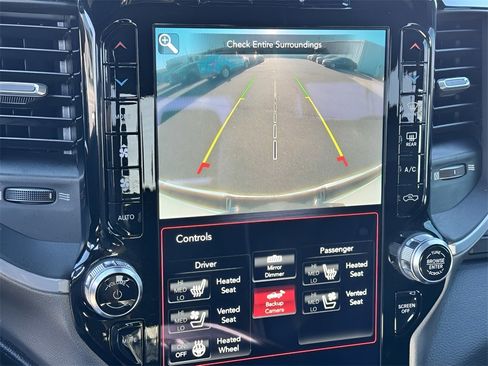 Used 2021 RAM 1500 Laramie w/ Sport Appearance Package image 15