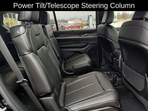 New 2025 Jeep Grand Cherokee L Limited w/ Luxury Tech Group II image 18