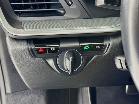 Certified 2021 Porsche 911 Carrera RWD image 14