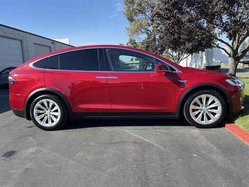 Used 2016 Tesla Model X Performance image 15