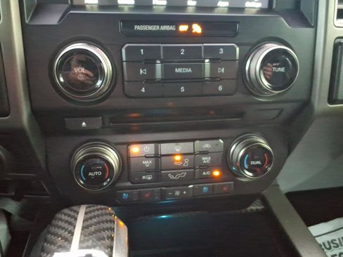 Used 2018 Ford F150 Raptor w/ Equipment Group 802A Luxury image 15