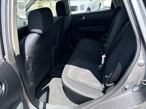 Used 2012 Nissan Rogue S FWD image 16