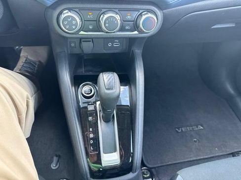 Used 2024 Nissan Versa SV FWD image 17