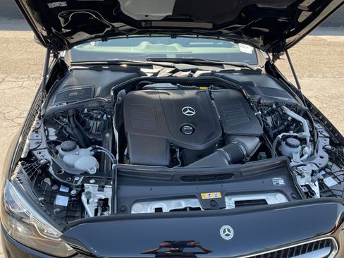 Used 2022 Mercedes-Benz C 300 Sedan w/ Exclusive Trim Package image 21