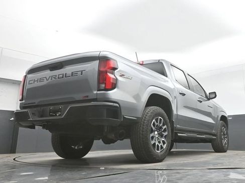 Used 2023 Chevrolet Colorado Z71 w/ Z71 Convenience Package 2 image 31