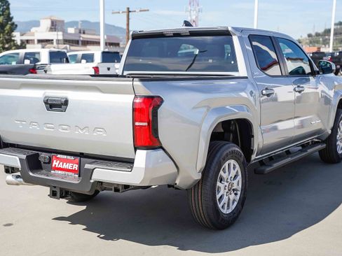 New 2026 Toyota Tacoma SR5 image 11