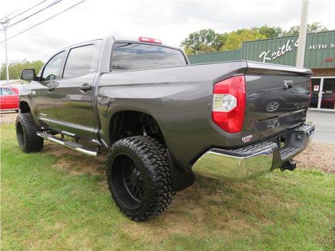 Used 2019 Toyota Tundra SR5 w/ SR5 Upgrade Package image 16