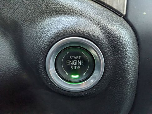 Used 2021 GMC Sierra 1500 AT4 image 31