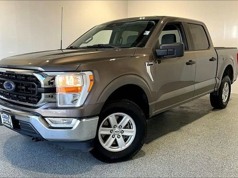 Used 2022 Ford F150 XLT AWD/4WD image 3