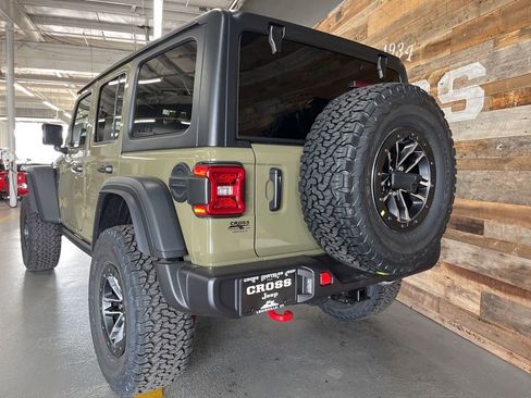 New 2026 Jeep Wrangler Unlimited Rubicon w/ Xtreme 35 Tire Package AWD/4WD image 24