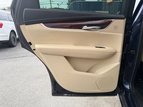 Used 2017 Cadillac XT5 Luxury w/ Driver Awareness Package FWD image 23