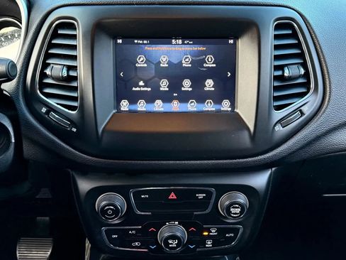 Used 2017 Jeep Compass Latitude w/ Popular Equipment Group image 27