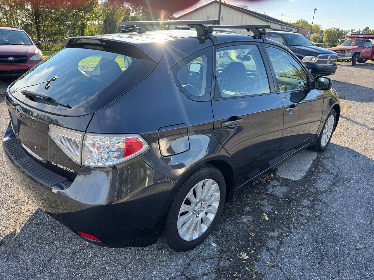 Used 2011 Subaru Impreza 2.5i Premium w/ PWR Moonroof Value Pkg AWD/4WD image 8