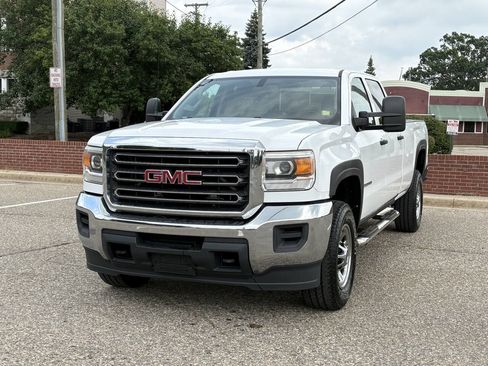 Used 2015 GMC Sierra 2500 4x4 Crew Cab image 4