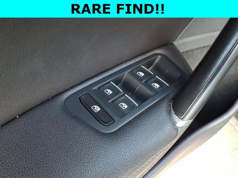 Used 2016 Volkswagen Golf SEL image 20