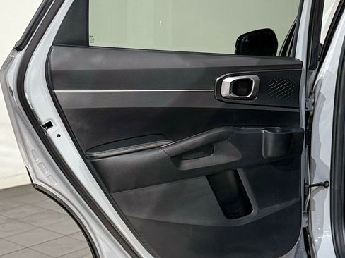 Used 2024 Kia Sorento S w/ Panoramic Sunroof Package image 54