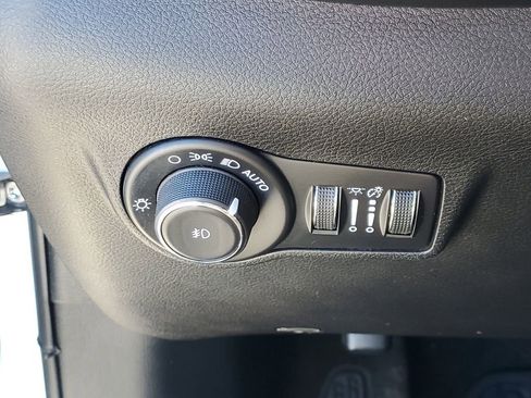 Used 2024 Jeep Compass Trailhawk w/ Trailhawk Elite Group AWD/4WD image 25