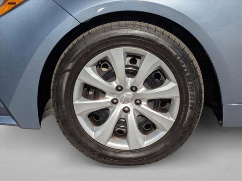 Used 2023 Toyota Corolla LE image 22