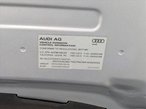 Used 2017 Audi Q3 2.0T Premium Plus FWD image 23