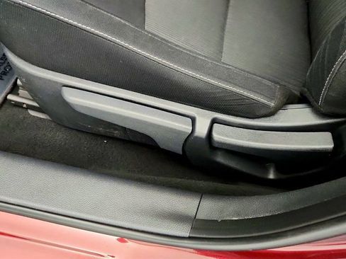 Used 2020 Nissan Sentra SV image 11