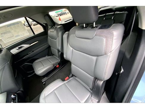 New 2026 Ford Explorer Active image 11