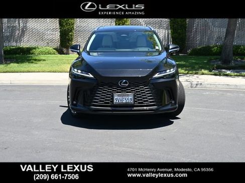 Used 2025 Lexus RX 350 AWD/4WD image 2