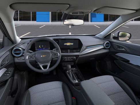 New 2026 Chevrolet Trax LT w/ LT Convenience Package image 15