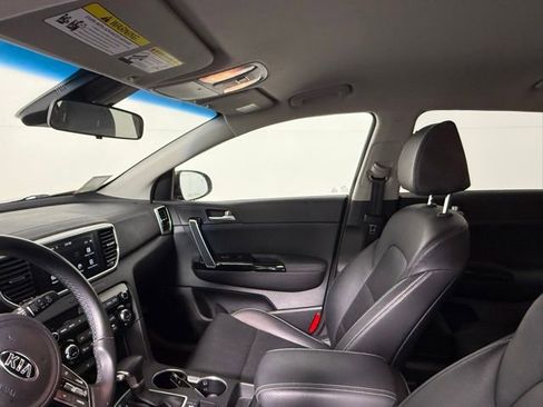 Used 2020 Kia Sportage EX image 33