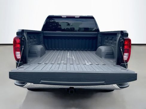 Used 2025 GMC Sierra 1500 Pro w/ Pro Value Package RWD image 9