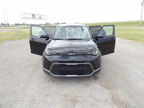 Used 2024 Kia Soul LX w/ Option Group 015 FWD image 27